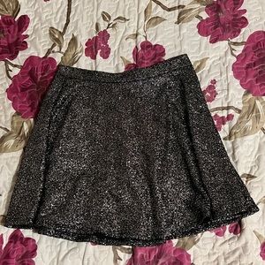 Black and gold skirt from the brand Rue21 size M